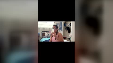 Snapshot of naughtynadia52 chatting on November 26, 3:13 pm naughtynadia52 online show from November 26, 3:13 pm