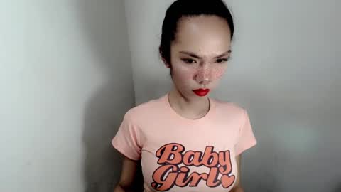 naughtypetiteangel online show from September 18, 8:27 am