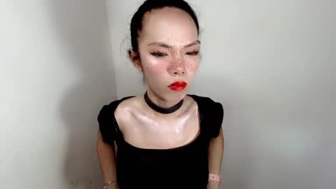 naughtypetiteangel online show from September 24, 9:56 am