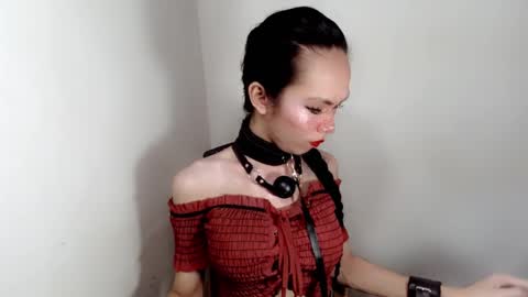 naughtypetiteangel online show from September 29, 10:03 pm