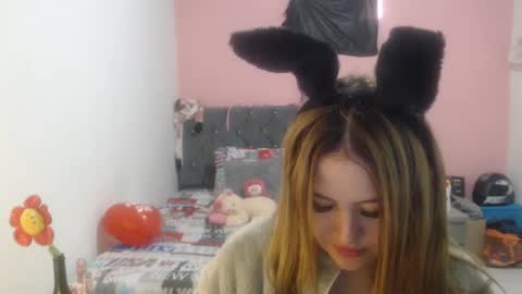 Snapshot of naughtyplayass chatting on March 12, 7:38 pm naughtyplayass online show from March 12, 7:38 pm