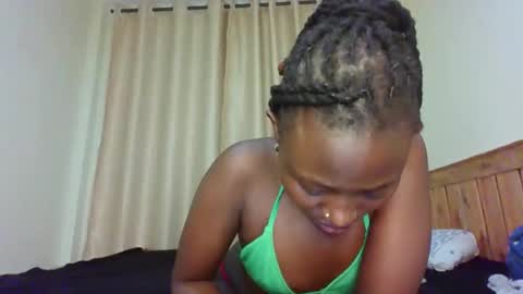 Snapshot of naughtyqueen12 chatting on November 13, 11:42 am naughtyqueen12 online show from November 13, 11:42 am