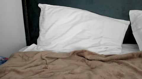 Snapshot of naughtysextime chatting on December 2, 7:36 am Aryna online show from December 2, 7:36 am