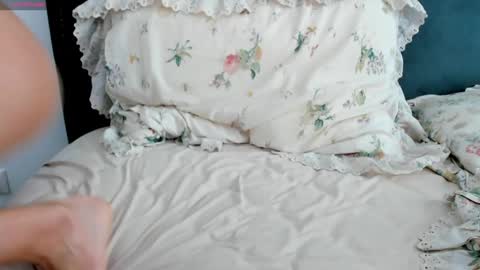 Snapshot of naughtysextime chatting on February 4, 8:13 am Aryna online show from February 4, 8:13 am