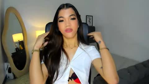 Snapshot of naughtyvixennova chatting on November 16, 5:51 pm Cassie online show from November 16, 5:51 pm