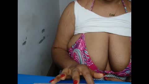 naughtyxpussyx online show from November 25, 12:27 pm