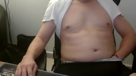 Snapshot of navgon chatting on February 3, 2:25 am navgon online show from February 3, 2:25 am