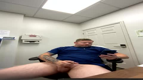 navyman34 online show from May 28, 4:04 pm