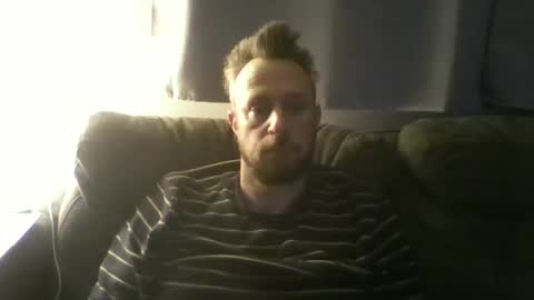 Snapshot of nawtydom1977 chatting on December 4, 10:41 pm nawtydom1977 online show from December 4, 10:41 pm