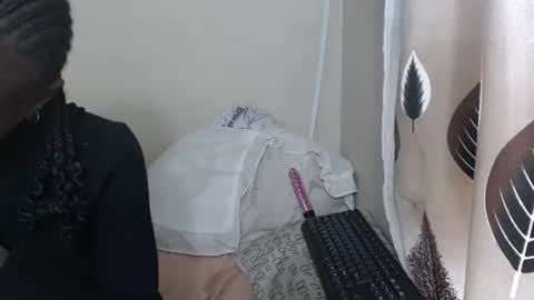 Snapshot of nawtylarissa_ chatting on October 5, 7:28 am nawtylarissa_ online show from October 5, 7:28 am