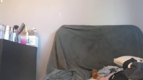 Mimi is dope    online show from April 25, 12:57 am