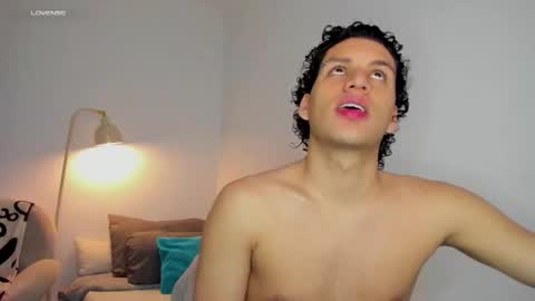 Snapshot of naxttan chatting on October 27, 8:07 am Natan online show from October 27, 8:07 am