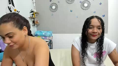 Snapshot of nay_and_aleja chatting on September 26, 2:37 am nay_and_aleja online show from September 26, 2:37 am
