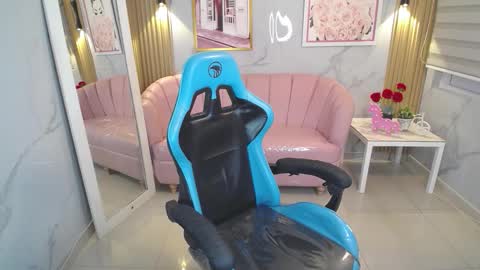 naya a online show from November 29, 1:03 pm