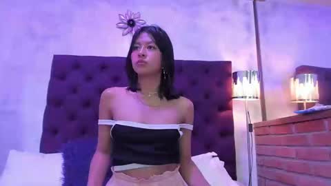 Snapshot of nayara_macherano chatting on February 3, 5:46 pm nayara_macherano online show from February 3, 5:46 pm