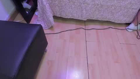 Snapshot of nayara_macherano chatting on February 9, 3:11 am nayara_macherano online show from February 9, 3:11 am