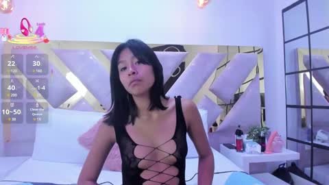 Snapshot of nayara_macherano chatting on February 28, 9:25 am nayara_macherano online show from February 28, 9:25 am