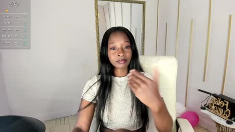 Snapshot of nayariskaya chatting on January 14, 5:01 pm Nayaris 3 online show from January 14, 5:01 pm