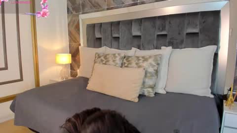    online show from September 23, 12:08 pm