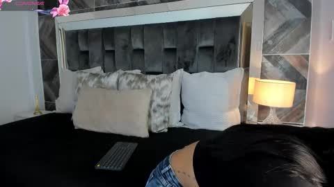    online show from March 16, 11:36 am