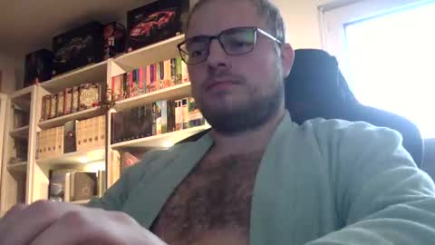 ndboy94 online show from December 1, 11:37 am