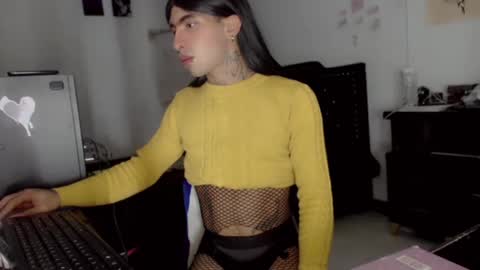 nebullax_mcqueen online show from February 15, 2:47 pm