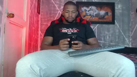 negritomeloso_k18 online show from October 6, 12:57 pm