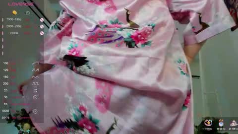 Snapshot of neko_moor chatting on September 12, 9:04 pm neko_moor online show from September 12, 9:04 pm