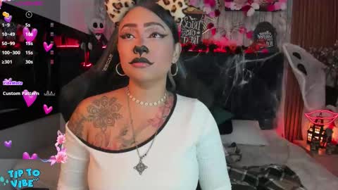 Snapshot of nekomisaki chatting on October 25, 12:02 pm Miah online show from October 25, 12:02 pm