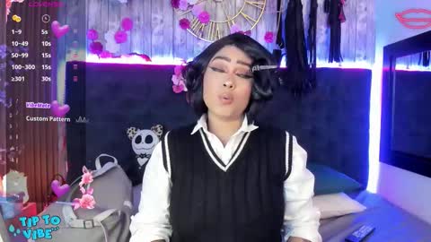 Snapshot of nekomisaki chatting on November 19, 12:16 pm Miah online show from November 19, 12:16 pm