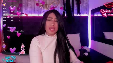 Snapshot of nekomisaki chatting on November 24, 11:43 am Miah online show from November 24, 11:43 am