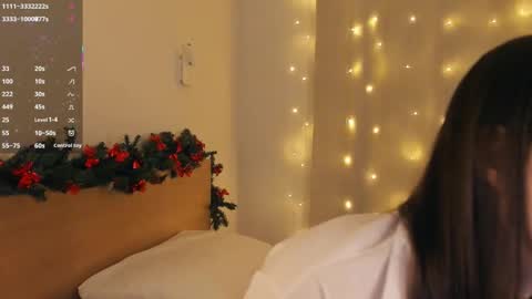 Snapshot of neldabestwick chatting on December 20, 10:28 pm Histori online show from December 20, 10:28 pm