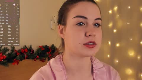 Snapshot of neldabestwick chatting on December 21, 9:11 pm Histori online show from December 21, 9:11 pm