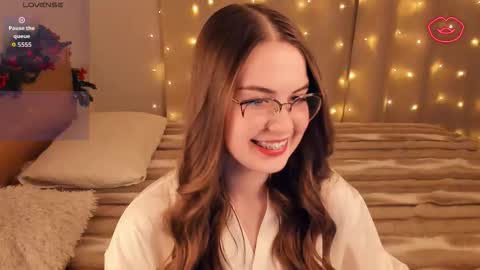 Snapshot of neldabestwick chatting on January 12, 9:53 pm Histori online show from January 12, 9:53 pm