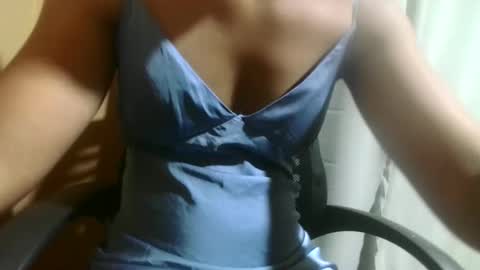 nelia_84 online show from March 1, 3:14 pm