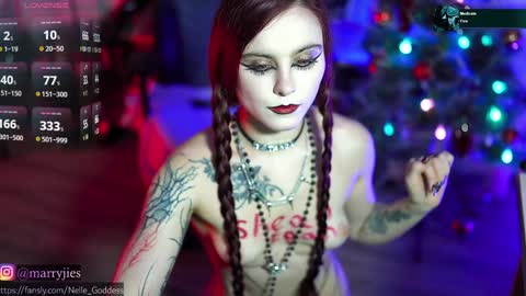    online show from December 30, 4:19 pm