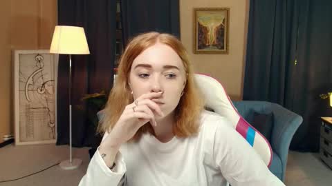 Snapshot of nelliemathers chatting on November 20, 7:46 pm Nelli online show from November 20, 7:46 pm