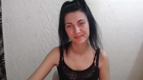 Nensy online show from April 25, 7:22 pm