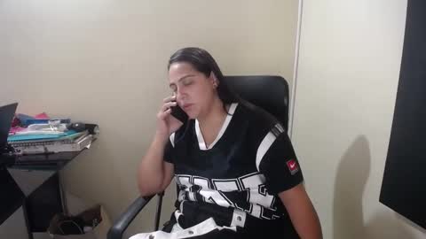 Snapshot of neny445 chatting on December 2, 5:15 pm kelly lopez online show from December 2, 5:15 pm