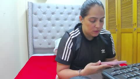 Snapshot of neny445 chatting on January 24, 6:04 pm kelly lopez online show from January 24, 6:04 pm