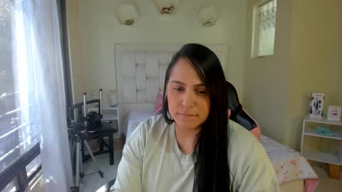 Snapshot of neny445 chatting on March 8, 1:57 pm kelly lopez online show from March 8, 1:57 pm
