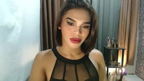 neomi online show from March 24, 6:57 pm