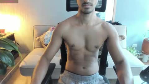 Snapshot of neorfit chatting on February 3, 9:31 pm neorfit online show from February 3, 9:31 pm