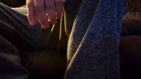 Versatile online show from January 8, 12:05 pm