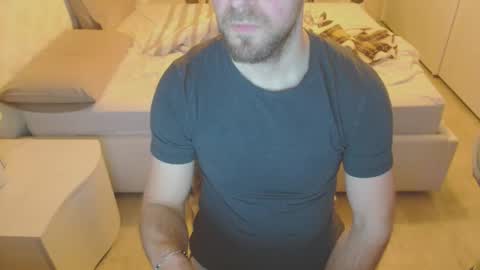 Snapshot of nerchia_89 chatting on November 25, 6:52 pm Nerchia89 online show from November 25, 6:52 pm