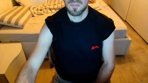Snapshot of nerchia_89 chatting on May 12, 2:14 pm Nerchia89 online show from May 12, 2:14 pm
