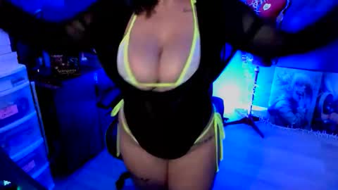 NerdyBody online show from December 13, 9:09 pm