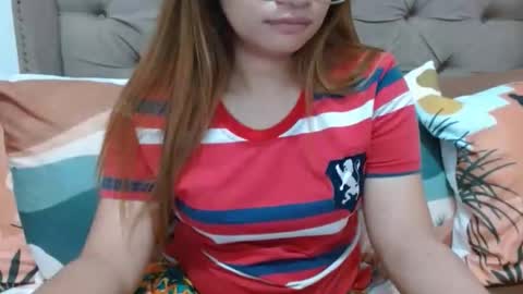 Snapshot of nerdysweetpinay chatting on September 9, 1:32 pm nerdysweetpinay online show from September 9, 1:32 pm