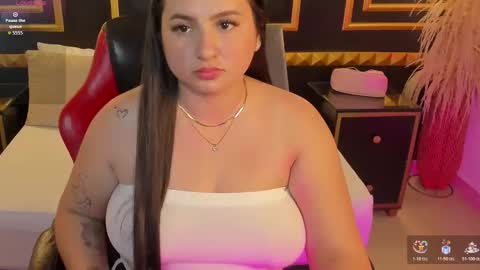 Snapshot of nerea_swan chatting on December 14, 3:56 am N E R E A online show from December 14, 3:56 am