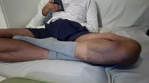 Nerlinlee online show from February 24, 6:39 pm